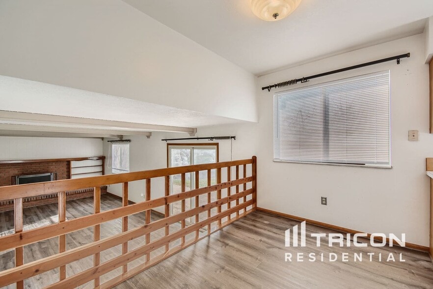 Building Photo - 6552 W Morraine Pl