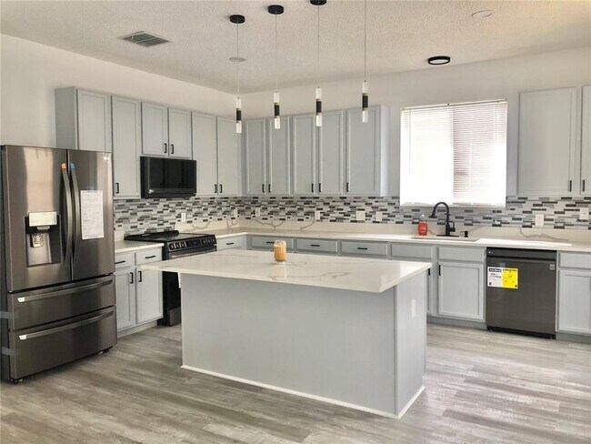Building Photo - 4452 Philadelphia Cir