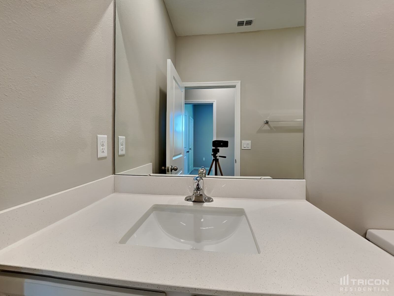Building Photo - 4349 Carrabelle River Ln