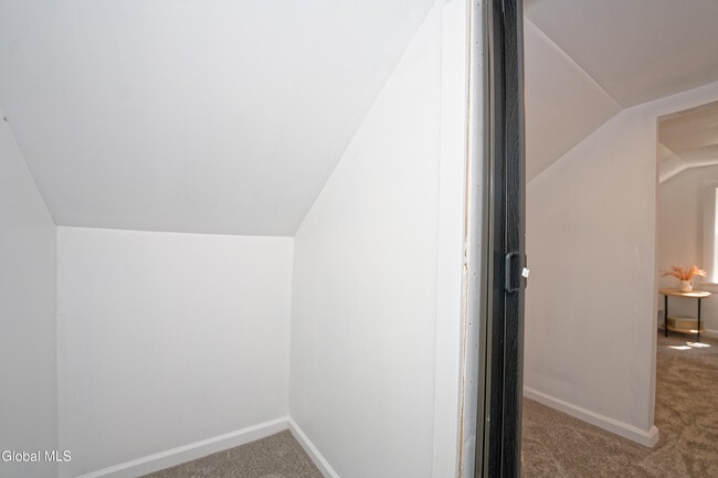 Building Photo - 714 NY-29