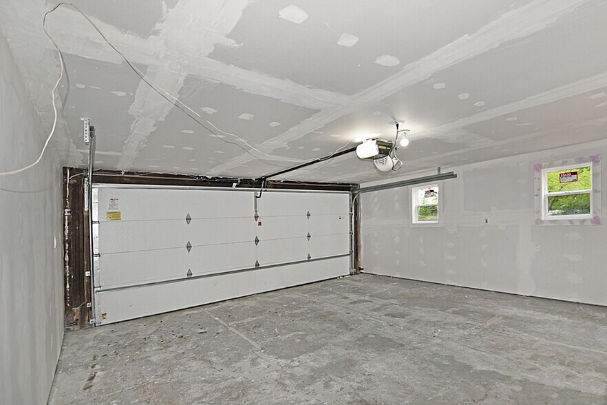 Building Photo - 32584 River Vista Ln