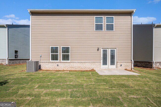 Building Photo - 7650 Saffron Ave