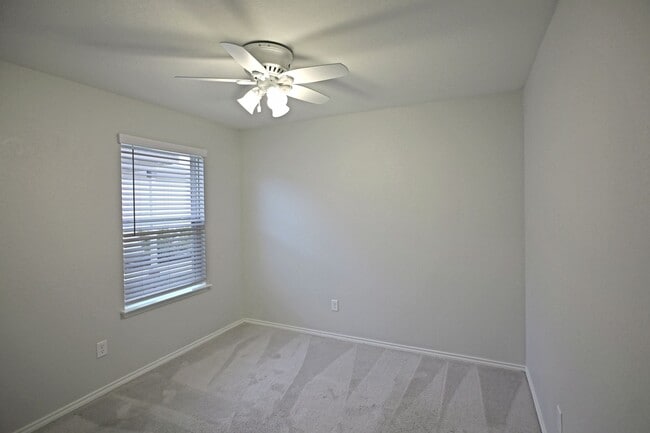 Building Photo - 458 Russian Sage