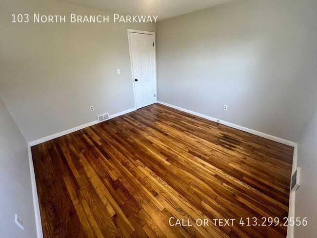 Building Photo - 103 N Branch Pkwy
