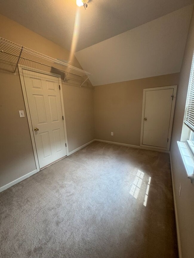 Building Photo - Beautiful Home in Bakers Ferry