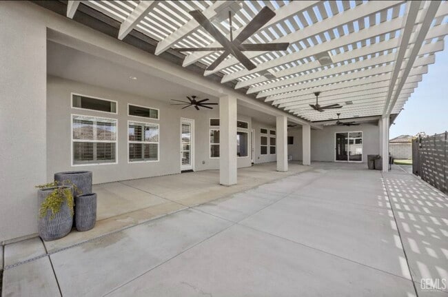 Building Photo - 16612 Bellewood Pl