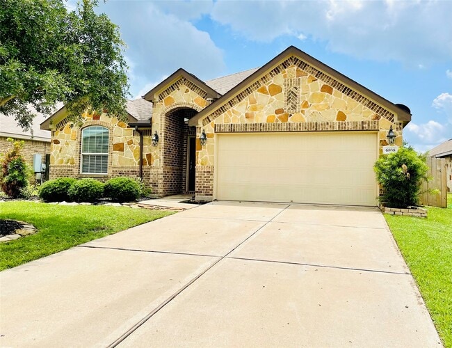 Building Photo - 6838 Pear Point Ln