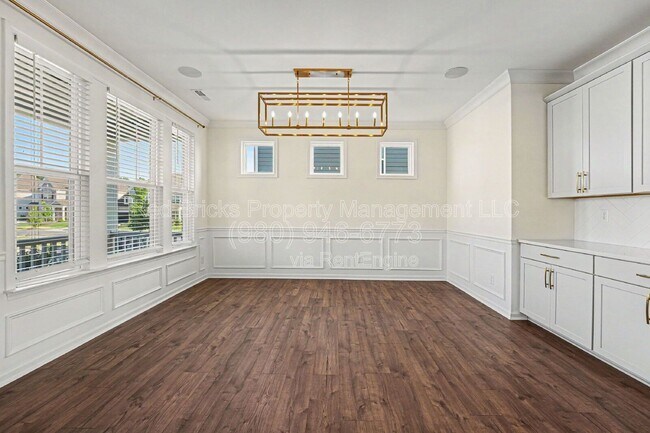 Building Photo - 13126 Chopin Ridge Rd