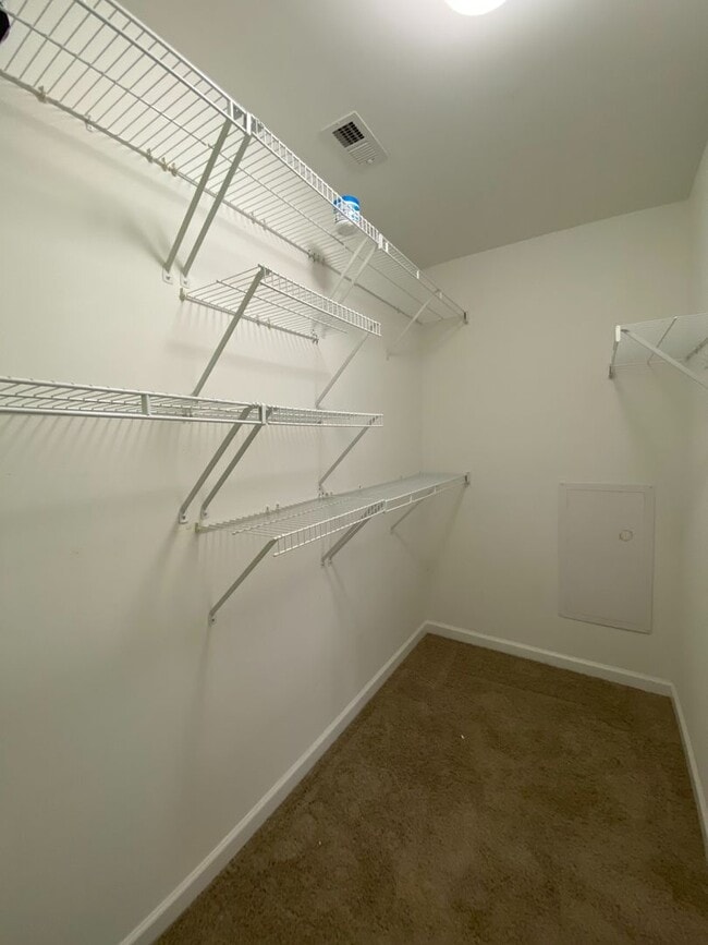 Building Photo - Cozy Home with Fenced-In Backyard for Rent in Bessemer! Available to View with 48 Hours Notice!