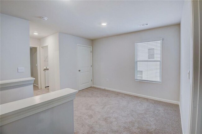 Building Photo - 88 Shadwood Pl