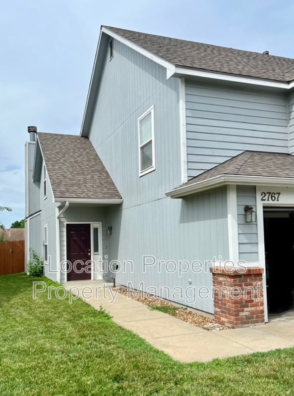 Primary Photo - 2767 Grand Cir