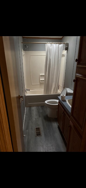 Building Photo - 1 Sunny Ln