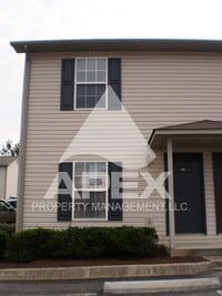 Building Photo - MOVE-IN SPECIAL,NO RENT TIL MAY 1ST! - Nice 2 Bd | 1.5 Ba Townhouse in West Knox Condo Community!