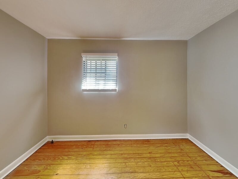 Building Photo - 1332 Eubanks Ave