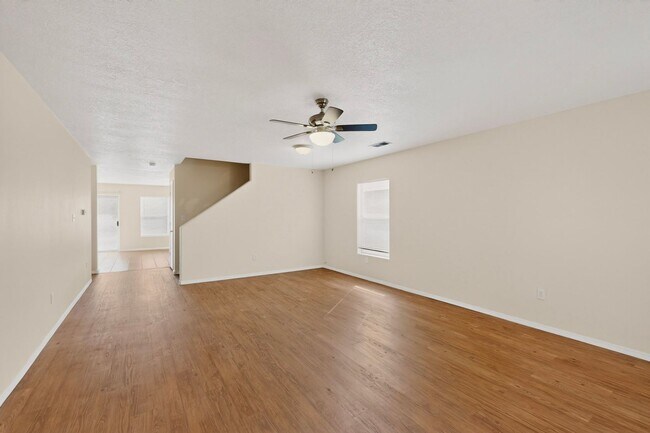 Building Photo - Spacious 5-Bedroom Home in Enchanted Hills – Rio Rancho