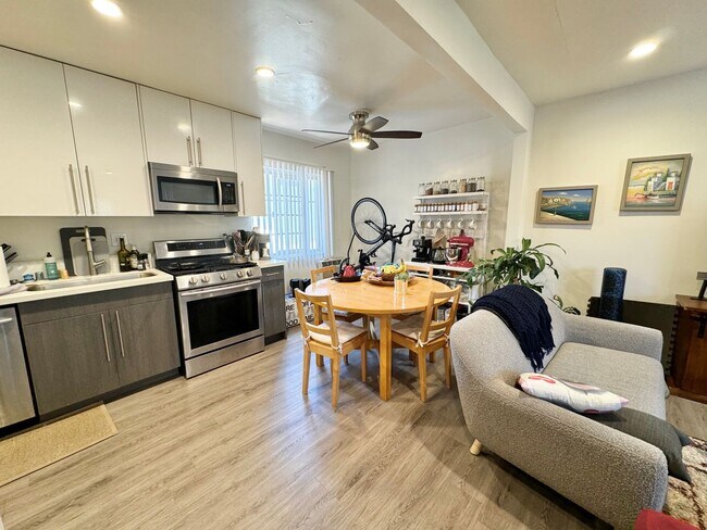 Interior Photo - cla372