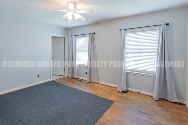 Building Photo - 4890 College Dr E