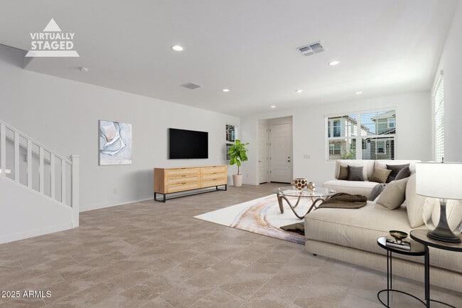 Building Photo - 3312 S Lotus