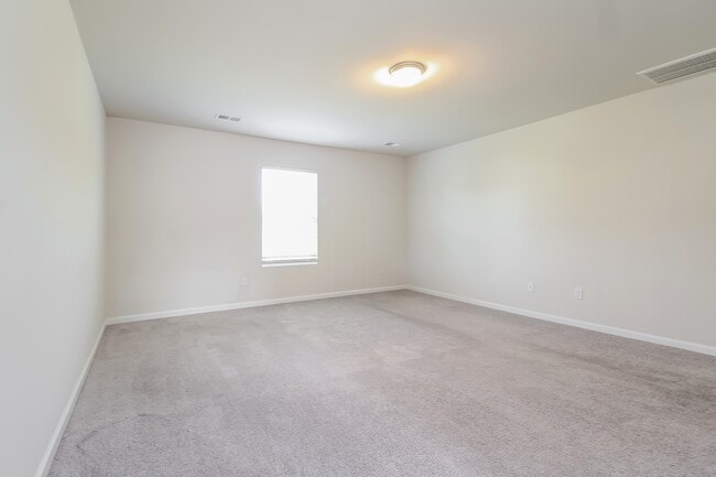 Building Photo - 950 Seay Rd