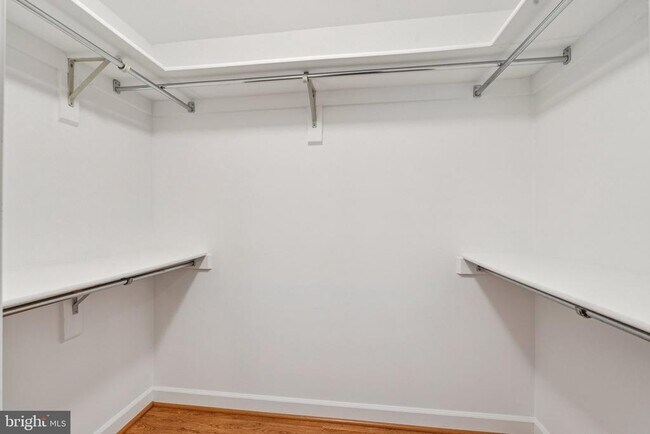 Building Photo - 5875 Woodfield Estates Dr