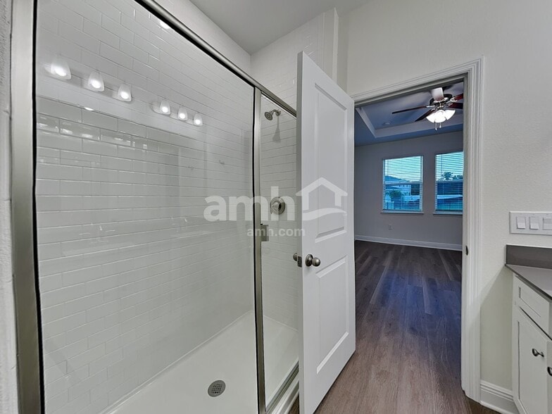 Building Photo - 1274 Heavenly Dr