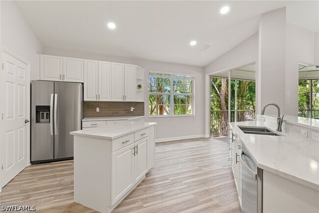 Building Photo - 20290 Burnside Pl