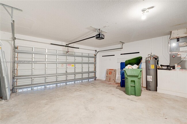 Building Photo - 1121 Golden Cane Dr