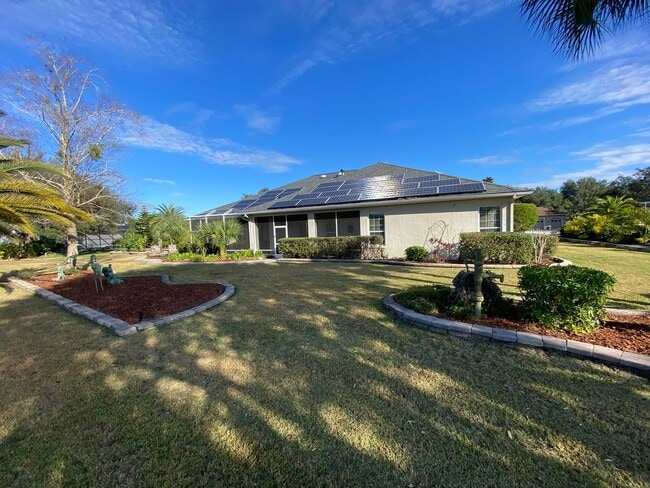 Building Photo - Spectacular and Luxurious Turnkey ANNUAL or SEASONAL Lease in The Village of Bridgeport