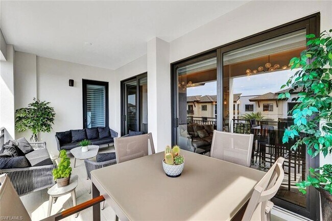 Building Photo - 1035 3rd Ave S