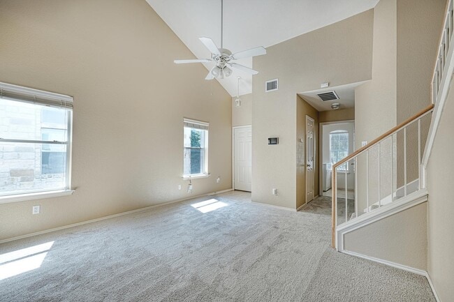 Building Photo - Beautiful 3/2.5/2 two story with two livin...