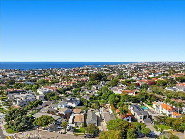 Building Photo - 815 S Juanita Ave