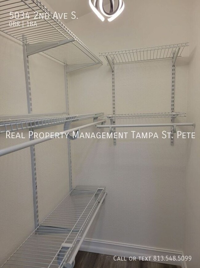 Building Photo - 5034 2nd Ave S