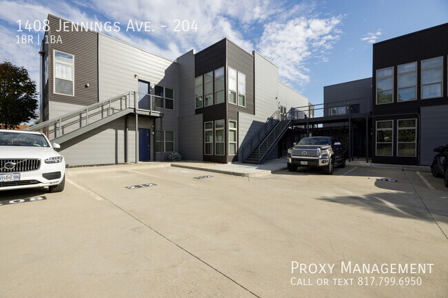 Building Photo - 1408 S Jennings Ave