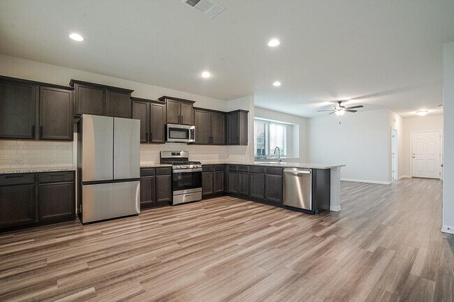 Building Photo - 237 Arabian Colt Dr