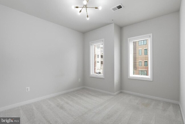 Building Photo - 43185 Mongold Square