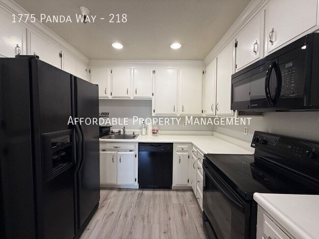Building Photo - 1775 Panda Way