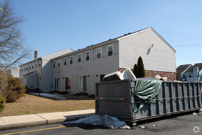 Building Photo - Penny Point Park Apartments