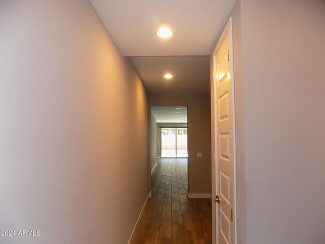 Building Photo - 4967 S Bridal Vail Dr