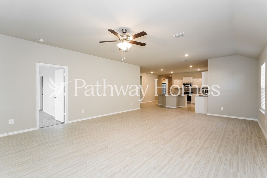 Building Photo - 8452 Coffee Spgs Dr