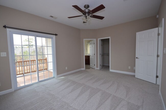 Building Photo - 306 Bally Shannon Way