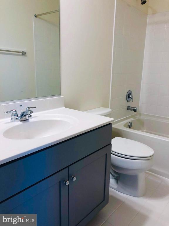 Building Photo - 124 Tolocka Terrace NE