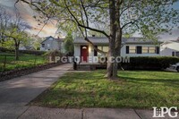 Building Photo - 1930 Bonfield Dr