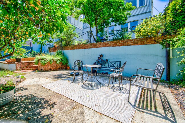 Building Photo - 900 MacArthur Blvd