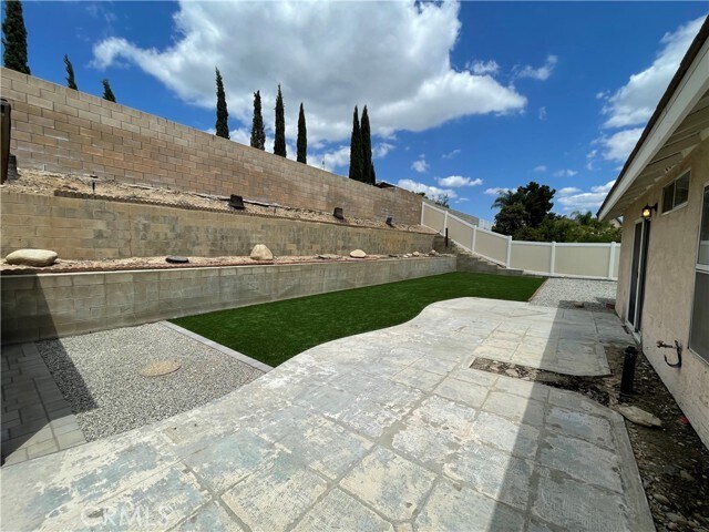 Building Photo - 27808 Pebble Ct