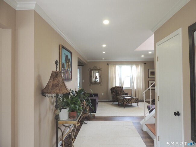 Building Photo - 124 S Montowese St