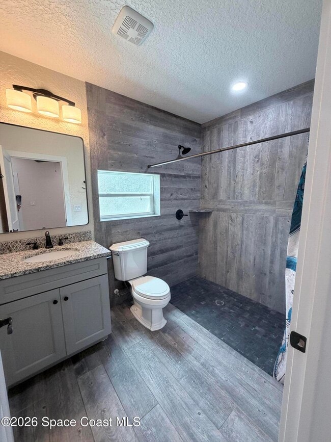 Building Photo - 1153 Carlton Dr