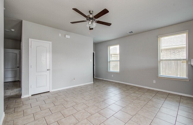 Building Photo - 7427 French Quarter Ct
