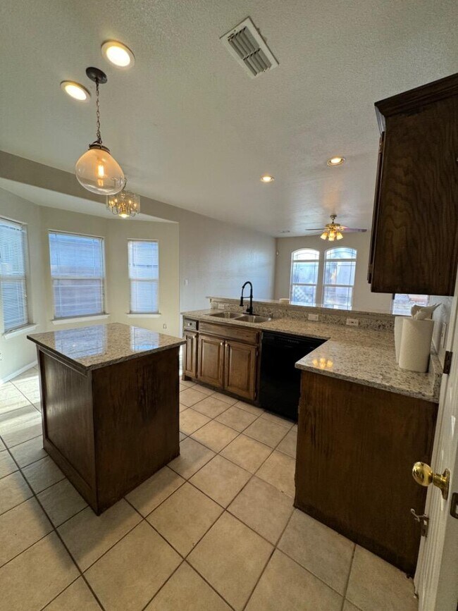 Building Photo - 10459 Chandler Dr NW