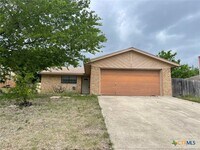 Building Photo - 213 Blanket Dr