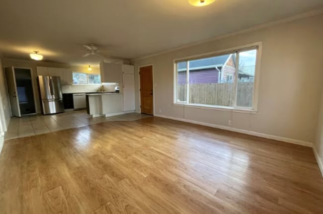 Building Photo - 3-Bed, 2 Bath Home in Columbia Neighborhood!